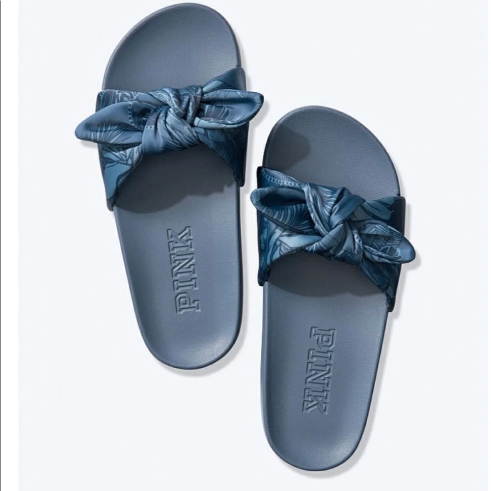 🔆VS PINK Silk Slides in Navy NWT Size M 7-8🔆